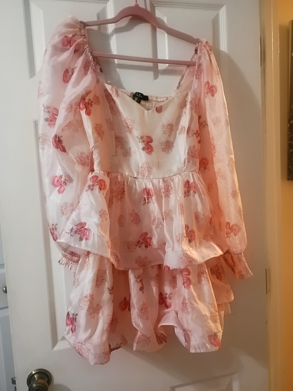 Lulu's Pink Floral Mini Dress